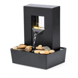 FUENTE DE AGUA ILUMINADA