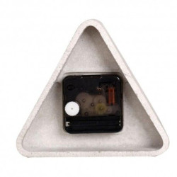 RELOJ TRIANGULO DE CEMENTO